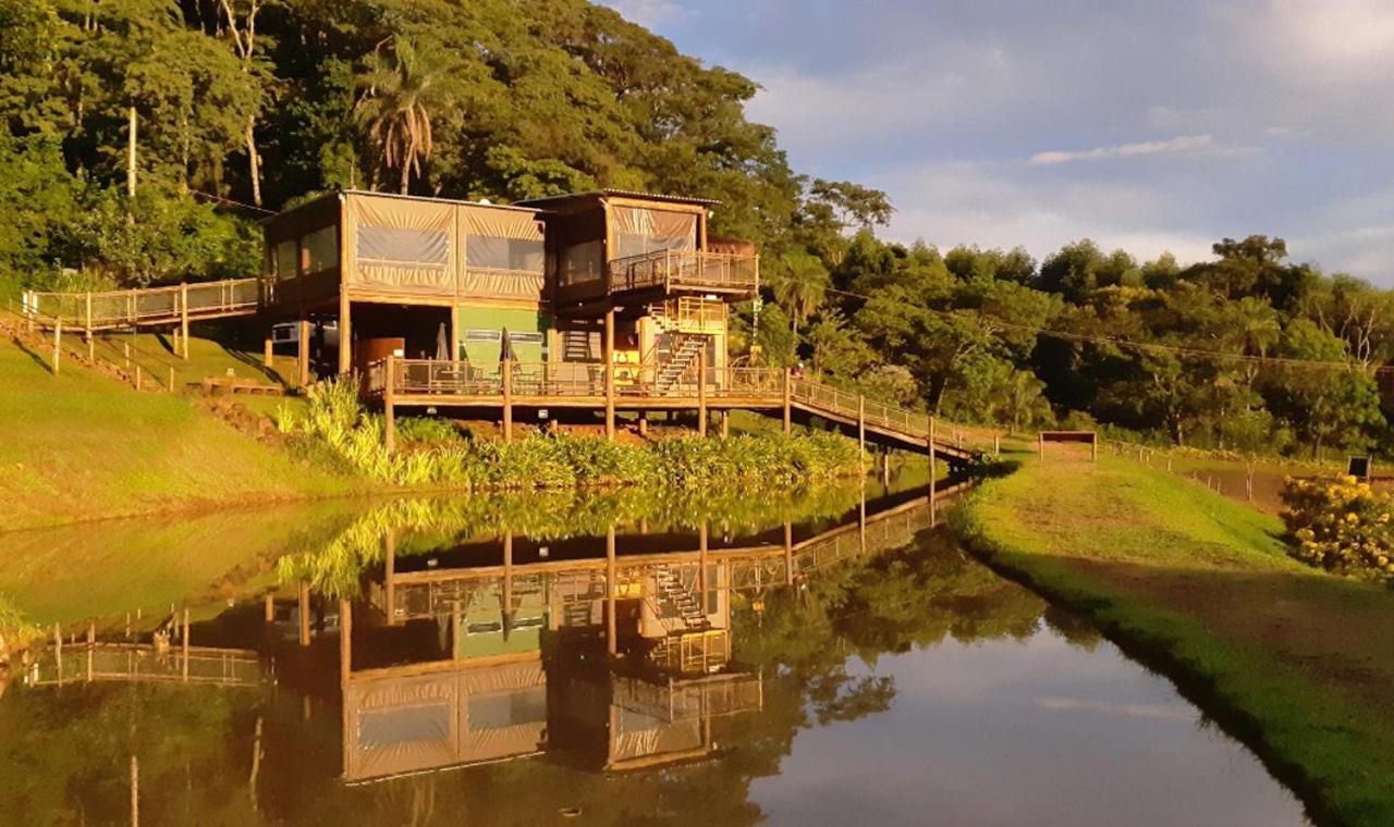 chales e lago em hotel fazenda no interior de sp com pensao completa